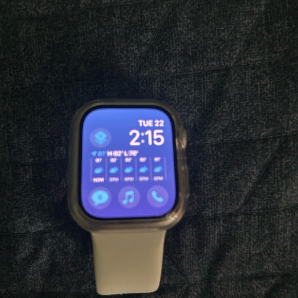 Apple Watch 7 - Picture 2 of 4